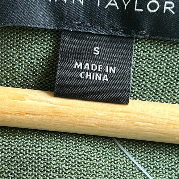 Cárdigan by Ann Taylor - Picture 3 of 4